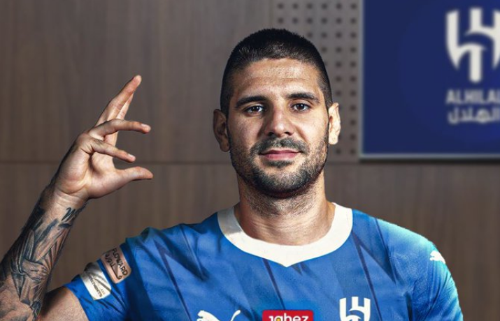 Aleksandar Mitrović potpisao trogodišnji ugovor sa Al Hilalom
