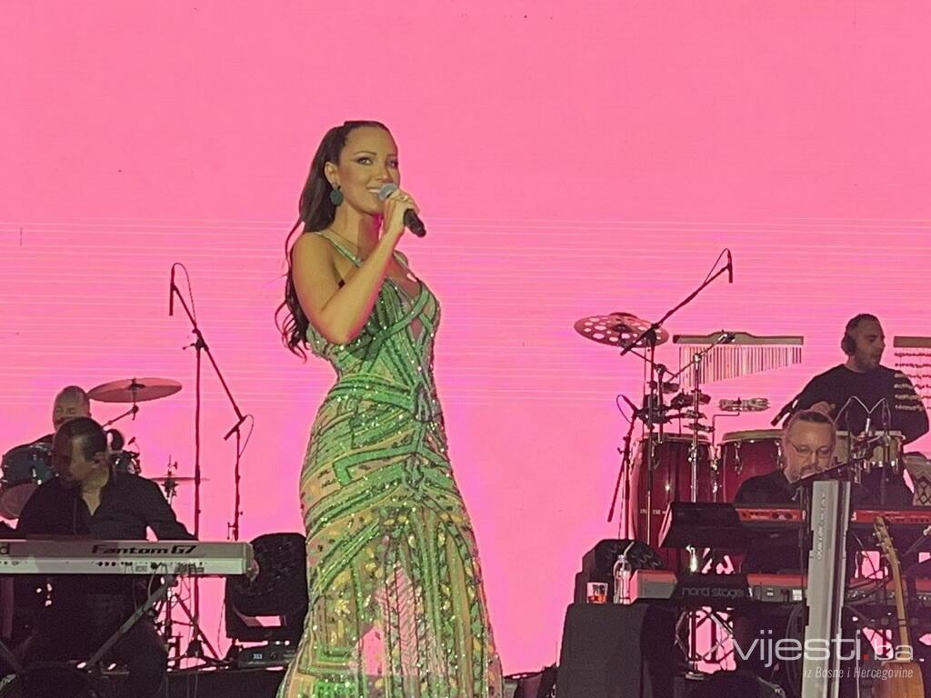 Aleksandra Prijović u Tuzli: Dvorana Mejdan krcata