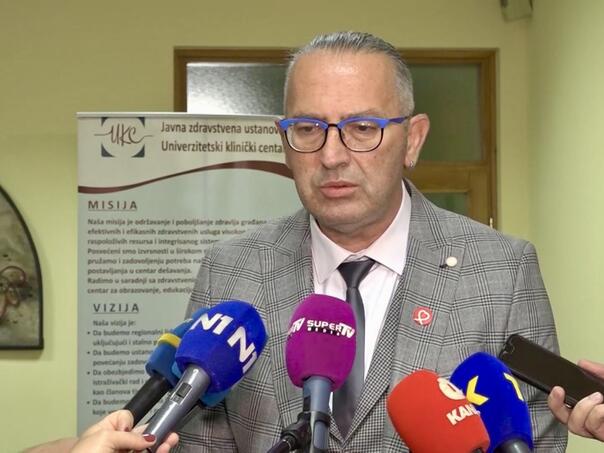 Alen Kamerić mora biti vraćen na mjesto direktora UKC Tuzla