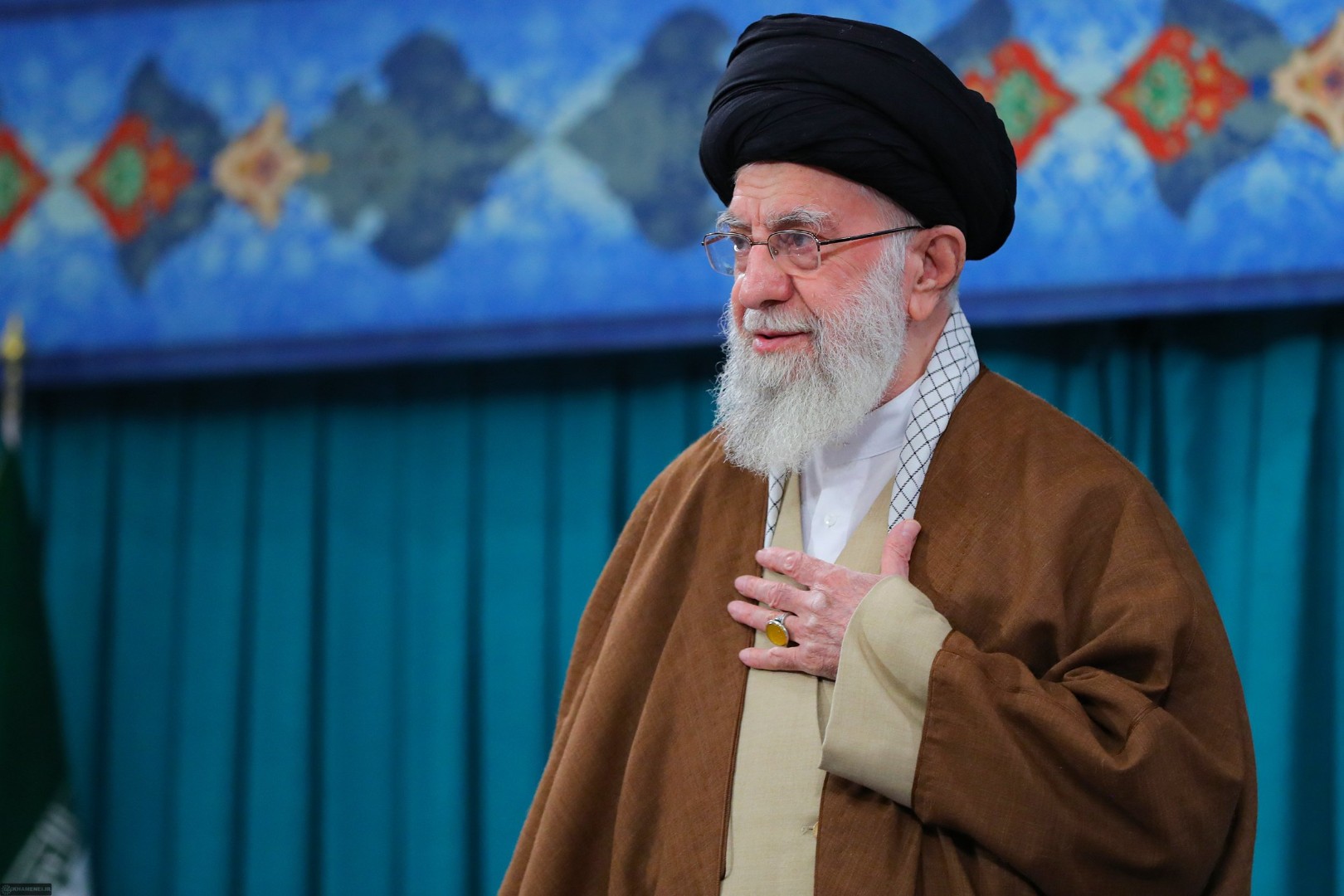 Ali Khamenei predvodio dženazu članu Revolucionarne garde ubijenom u Siriji