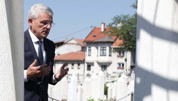 Alija Izetbegović najznačajnija ličnost u modernoj historiji BiH