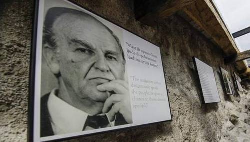 Alija Izetbegović u knjizi 'Sjećanja' o masakru na Markalama