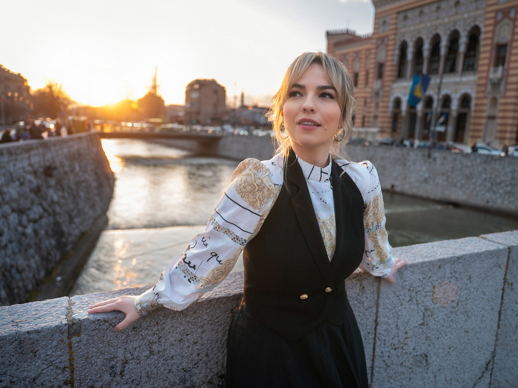 Alma Subašić objavila pjesmu "Glasom iz sehara"