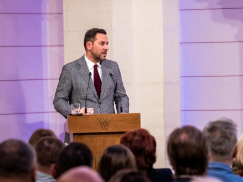 Badnjević govornik na Regionalnom anti-korupcijskom forumu u okviru Berlinskog procesa