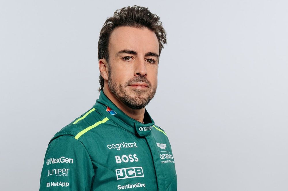 Alonso: Hamilton bi od Ferrarija mogao da napravi konkurenta za titulu