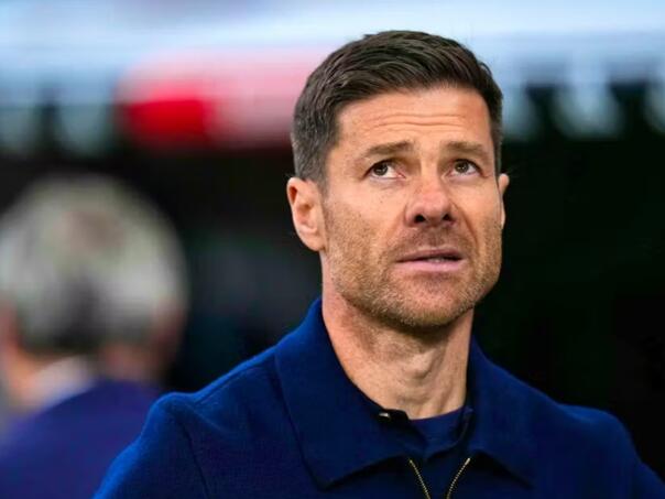 Alonso otpušten zbog sukoba s trojicom ključnih igrača