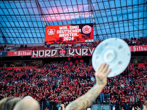 Alonsov čudesni Leverkusen želi još trofeja