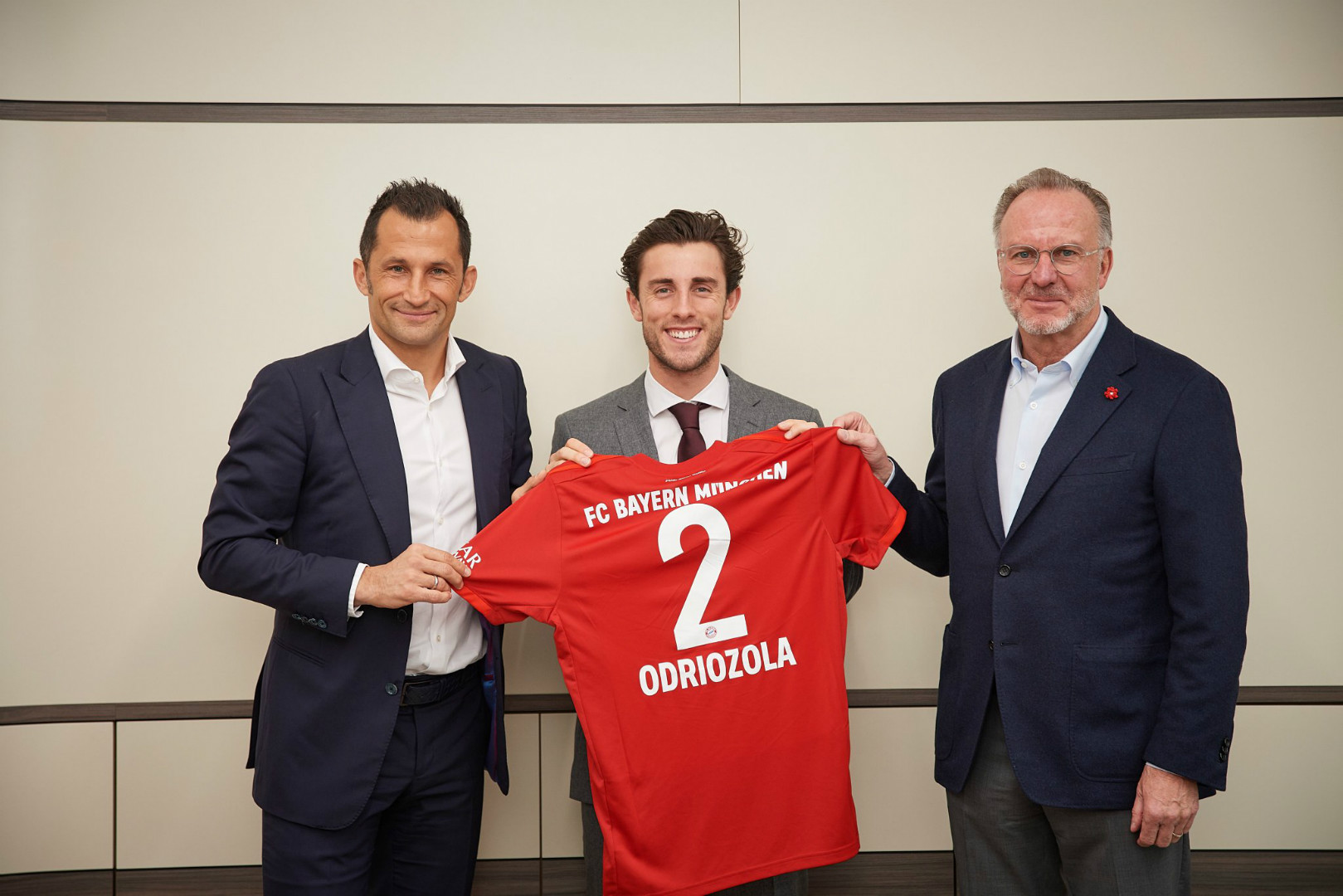 Alvaro Odriozola novi igrač Bayerna!