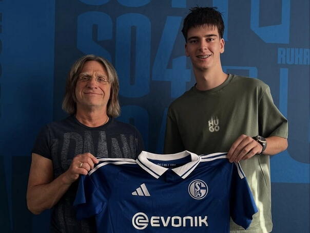 Amar Ibrišimović potpisao za Schalke