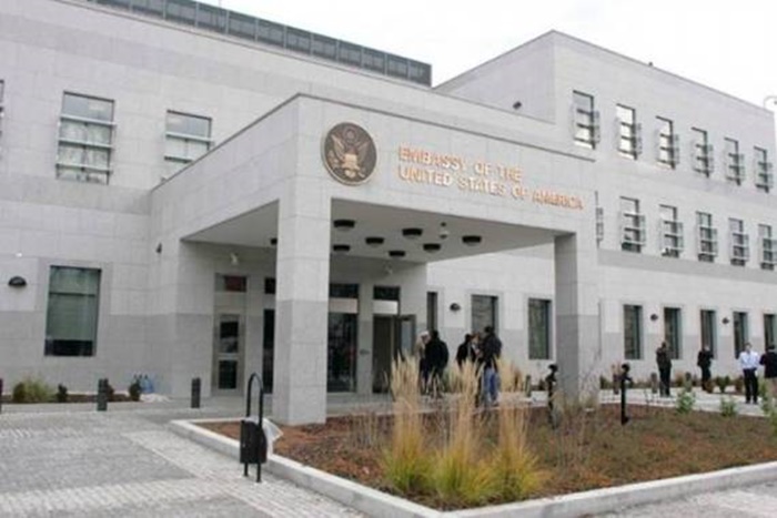 Ambasada o protestima građana: SAD ostaju čvrsto uz BiH