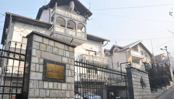 Ambasada Rusije: Schmidt neće imati legitimitet