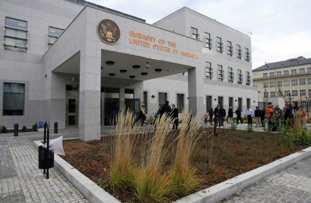Ambasada SAD-a osudila napad na službenike CIK-a