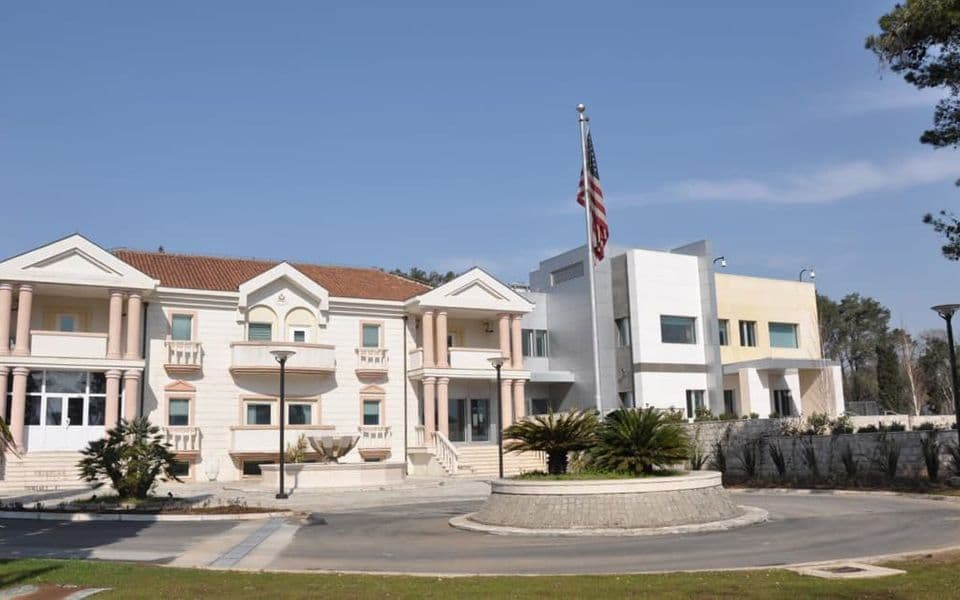 Ambasada SAD u CG: Nismo posrednici u amandmanima na rezoluciju o Srebrenici