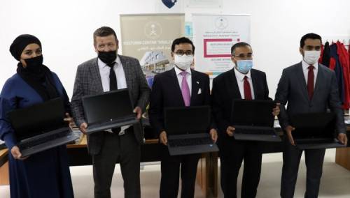 Ambasada Saudijske Arabije donirala 15 laptopa OŠ 'Fatima Gunić'