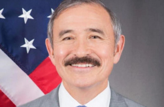 Ambasador Amerike u Južnoj Koreji obrijao kontroverzne brkove
