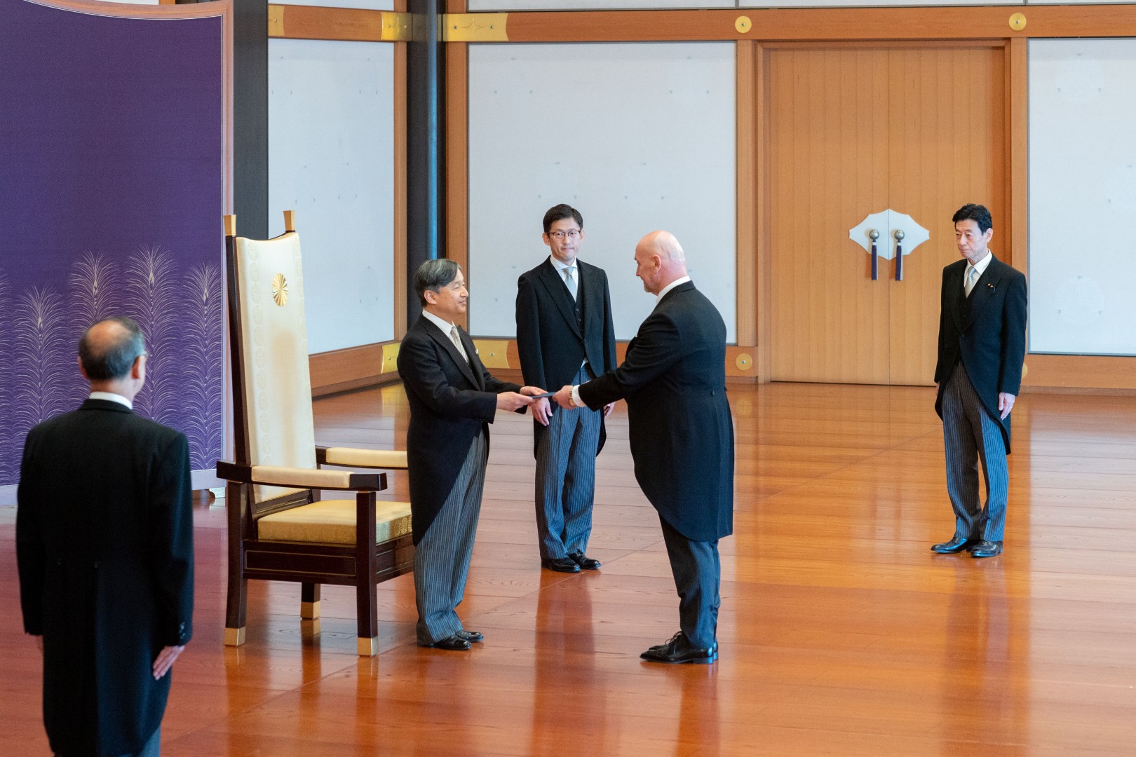 Ambasador BiH u Japanu Mato Zeko predao akreditivna pisma caru Japana
