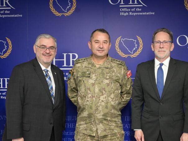 Ambasador Clint Williamson zaključio posjetu BiH
