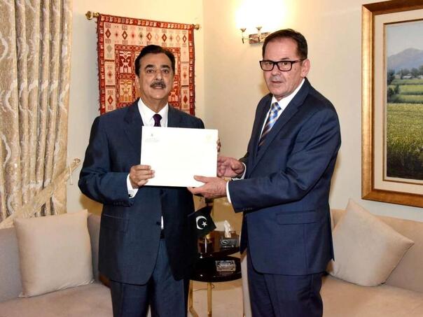 Ambasador Čohodarević sastao se sa predsjedavajućim Senata Pakistana