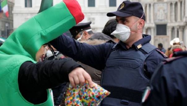 Ambasador Matanović: Vanredno u Italiji, među zaraženim nema državljana BiH