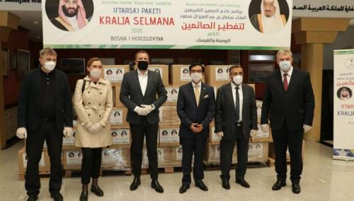 Ambasador Saudijske Arabije u BiH uručio iftarske pakete socijalno ugroženim