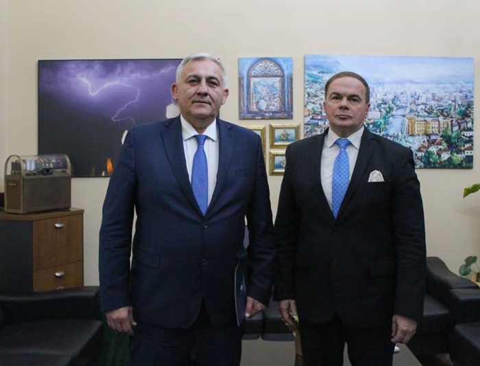 Ambasador Srbije u BiH Ivan Todorov predao kopiju akreditiva