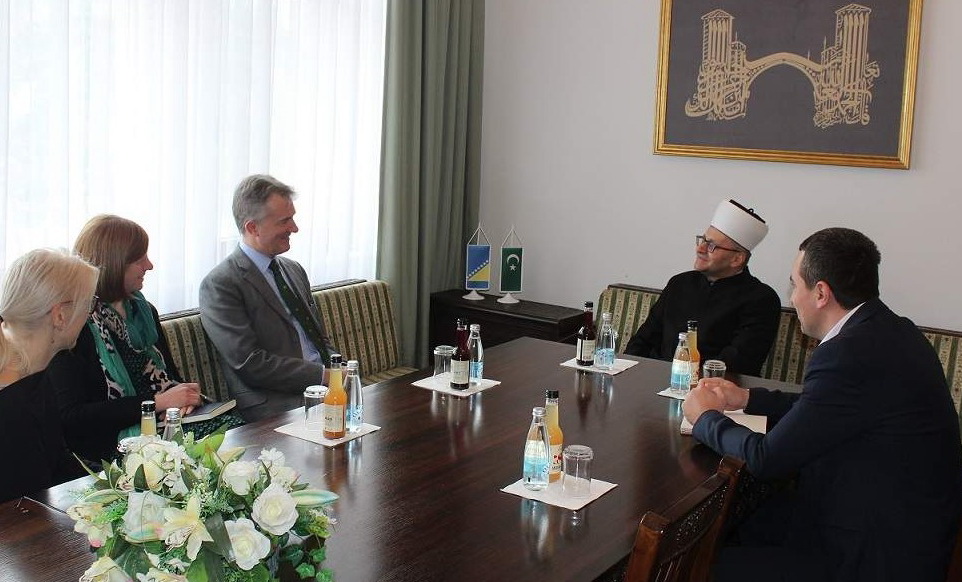 Ambasador UK u BiH i šefica Odjela za Zapadni Balkan posjetili Muftijstvo mostarsko
