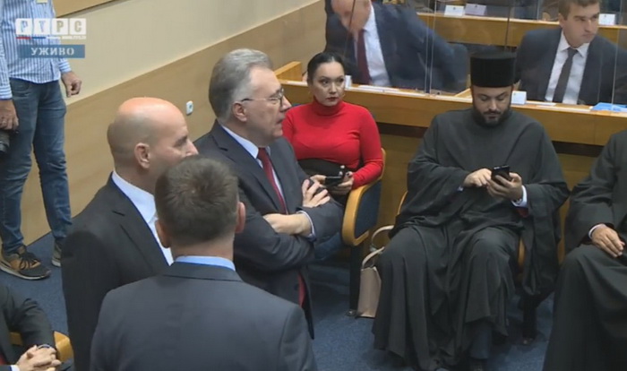 Ambasadori Rusije i Srbije na polaganju zakletve Dodiku i Cvijanović