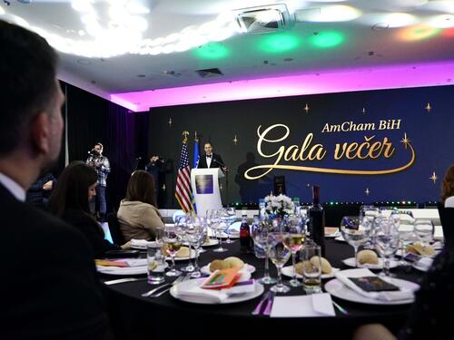 AmCham BiH organizovao humanitarnu večer: Više od 130.000 KM za podršku udruženjima u BiH