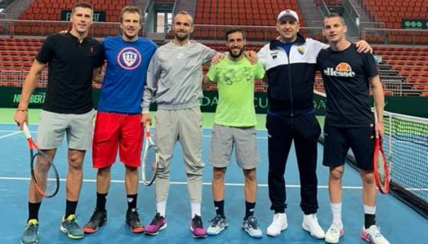Amel Tuka posjetio bh. tenisere i pružio im podršku uoči meča Davis Cupa