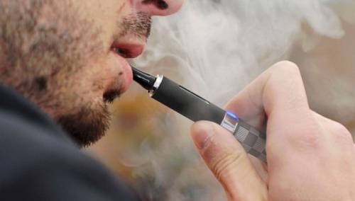 Američka Agencija za hranu i lijekove prvi put odobrila prodaju e-cigareta
