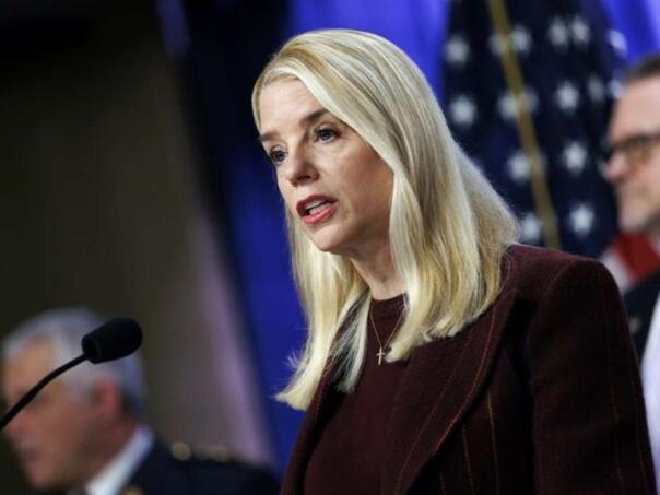 Pokreće se istraga o "ekstremističkim grupama u SAD"