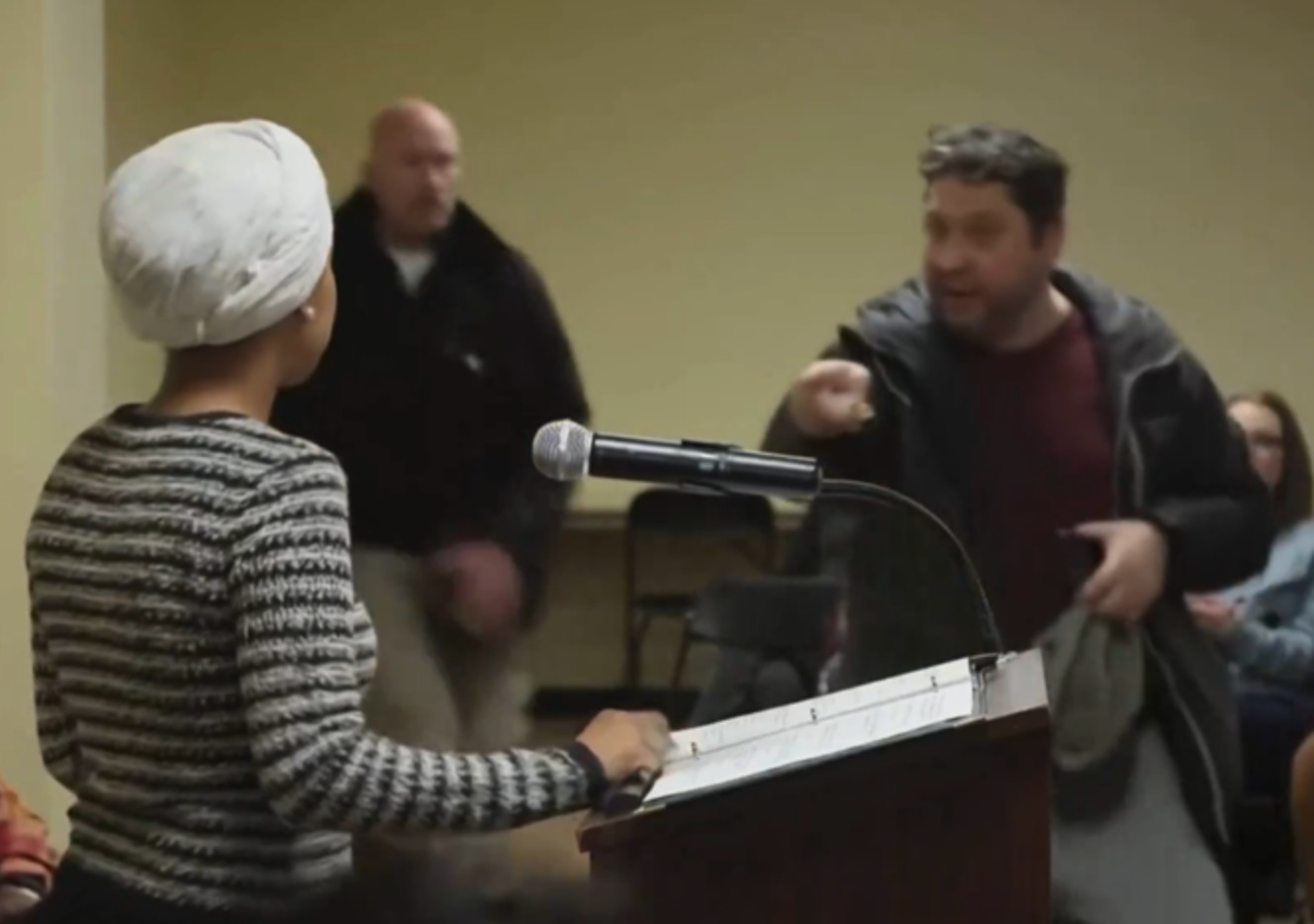 Američka kongresnica napadnuta nepoznatom tečnošću u Minneapolisu