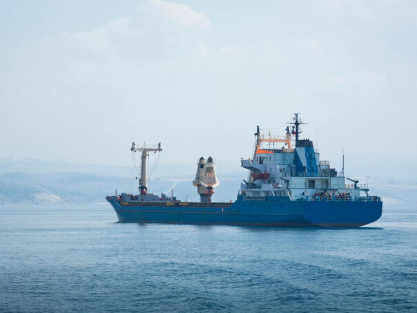 Američka mornarica upravo upada na tanker u Karipskom moru