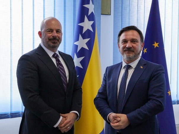 Amerikanci spremni isporučiti gorivo i dopuniti skladišta u BiH