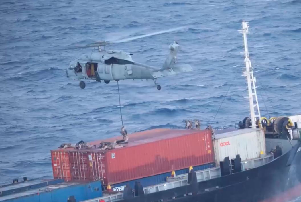 Američki marinci zaplijenili pa pustili brod u Arapskom moru