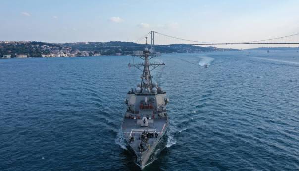 Američki ratni brodovi na putu za Crno more, Putin pozvao Erdogana