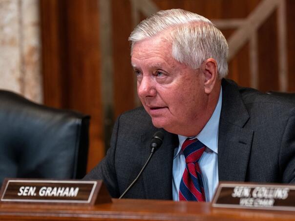 Američki senator predlaže Trumpa za novog papu: Pratimo bijeli dim...