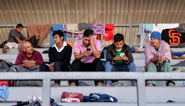 Američki Vrhovni sud: Tražioci azila moraju ostati u Meksiku