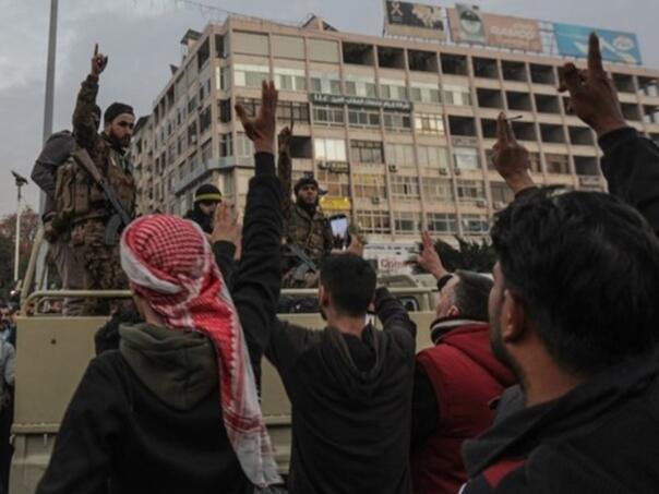 Američki zvaničnik: Pobunjenici osvajaju Damask, predgrađe po predgrađe