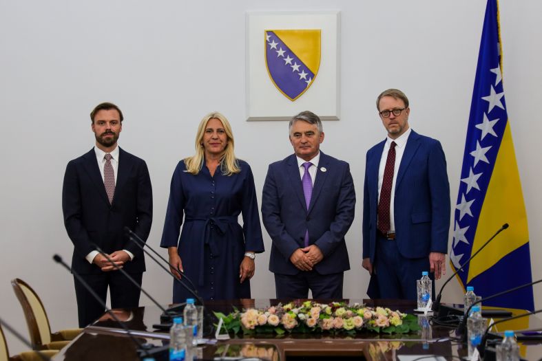 Američki zvaničnik stigao u Predsjedništvo BiH, imao tajni sastanak sa Cvijanović
