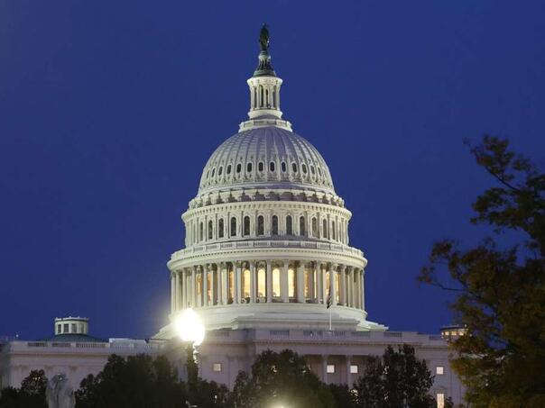 Američkoj vladi prijeti zatvaranje ako Kongres ne postigne dogovor o privremenom finansiranju