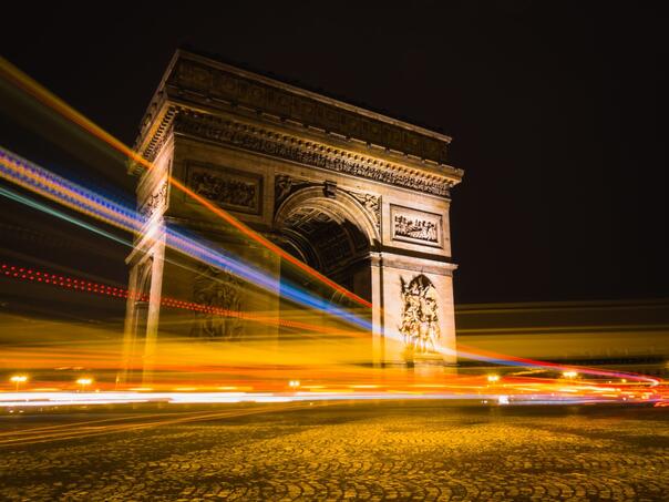 Amerikanci su hrlili u Francusku 2025. godine, veliki rast posjeta