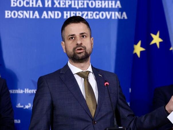 Amidžić bijesan: Bećirović i Komšić sami pišu budžet