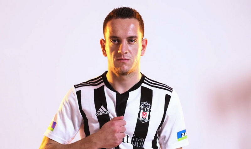 Amir Hadžiahmetović potpisao za Bešiktaš!