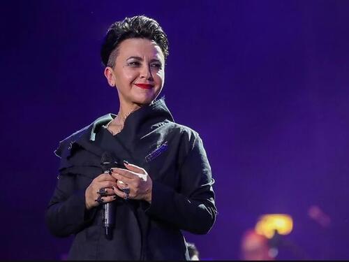 Amira Medunjanin se odlučila na novu frizuru: 'Promjena za pet'