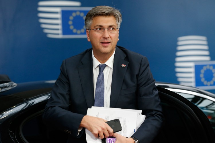 Andrej Plenković nema virus korona