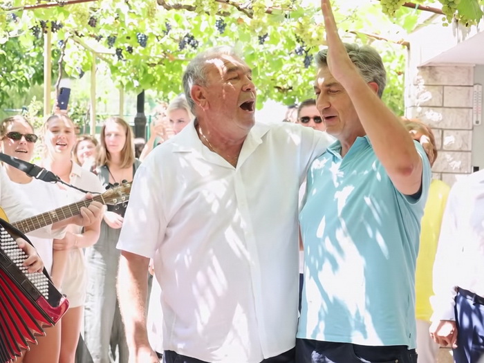 Andrej Plenković u Sinju zapjevao Oliverov hit