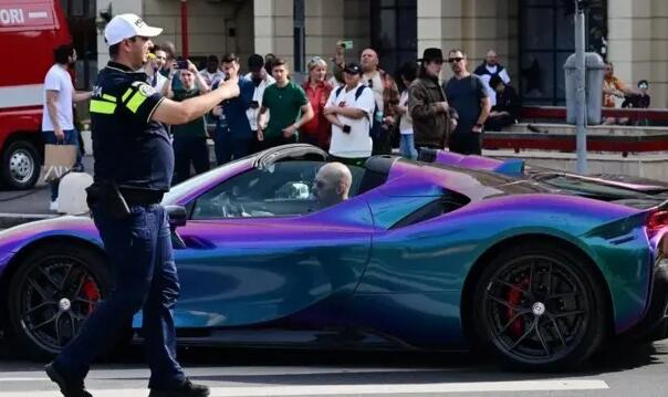 Andrew Tate uhvaćen kako vozi 196 km/h kroz naseljeno mjesto u Rumuniji