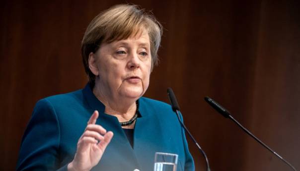 Angela Merkel oštro osudila napad na Ukrajinu