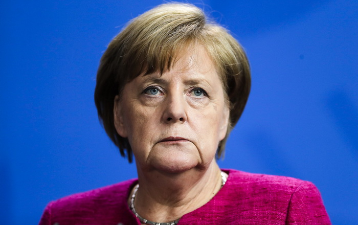 Angela Merkel se večeras obraća naciji putem TV-a